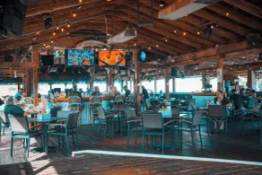 Roland Martin Marina and Resort - Restaurant