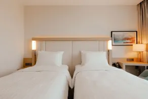 Courtyard by Marriott Chisinau - Room