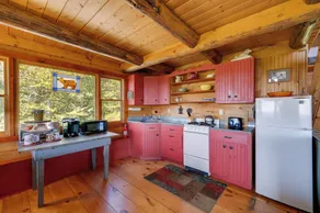 Remote Escape: Vermont Cabin w/ Mountaintop Views! - Interior