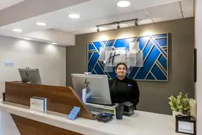 Holiday Inn Express Crestwood by IHG - Réception