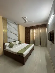 Hotel Saina Stay Inn - Chambre