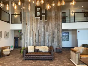 Bunk House - Reception