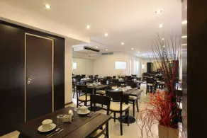 Europlaza Hotel & Suites - Restaurant