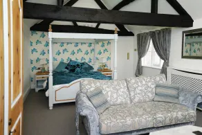 Three Queens Hotel - Habitación