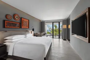Four Points by Sheraton Phuket Patong Beach Resort - Room