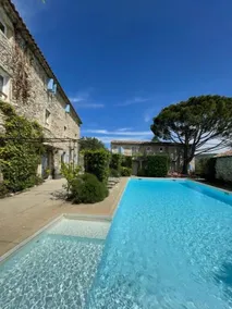 Domaine Les Mejeonnes - Piscina