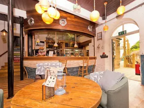 YHA Boggle Hole - Lobby sitting area