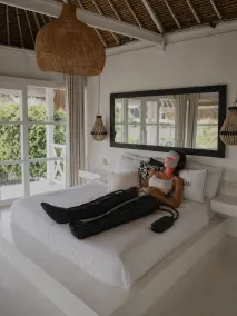 White Palm Uluwatu - Wellness & Recovery Retreat - 2 Min Walk to Balangan Beach - Værelse