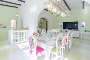 Villa TOJI - Restaurang