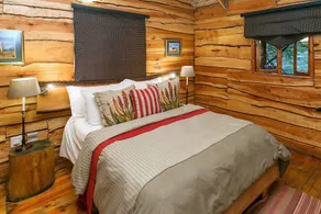 Riverside Guest Lodge - Habitación