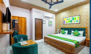 Treebo Ramayan Suites Ayodhya - Room