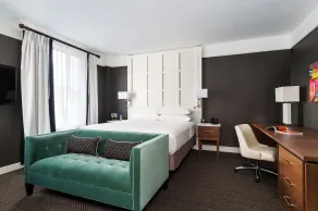 The Commonwealth - Chambre