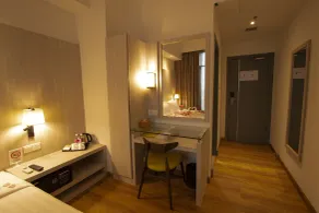 AZ Hotel & Serviced Apartments - Ausblick vom Zimmer