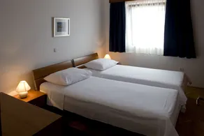 Apartments Pucisca - Room