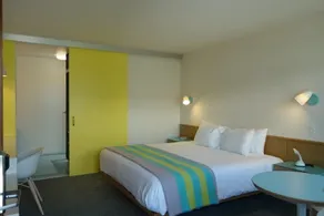 The Beverly Laurel Hotel at West Hollywood - Room