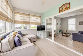 Coastal Wells Cottage w/ Access to Game Room & Gym - Interior