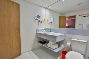 Radisson RED Campinas - Badrum