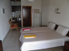 Fatiras Studios - Habitación