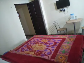 Goroomgo Naina Homestay Mussoorie - Chambre