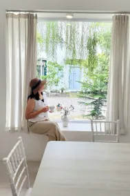 Floraison Living Villa Yogyakarta - Ausblick vom Zimmer