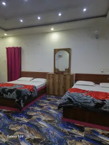 Hotel Parinay Vatika - Deoghar - Room