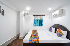 Goroomgo Royal Oak Guest House Nabapally Sector 4 Kolkata - Room