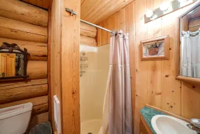 Snowline Cabin 10 - Log Cabin at its Best Free Wi-fi - Badeværelse