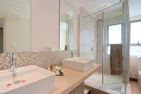 Bon Azur Beachfront Suites & Penthouses by LOV Mauritius - Bagno