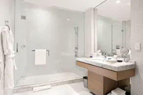 SLS LUX Brickell - Salle de bain