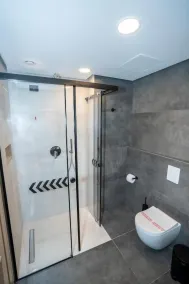 Hotel Mozart - Bathroom