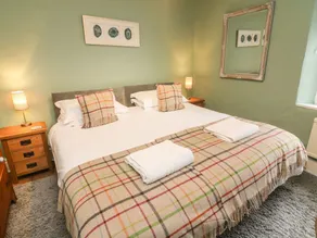 9 Tower Street - Room