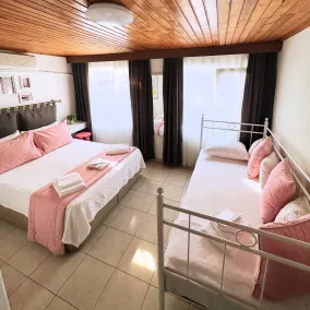 HIL Ada - Room