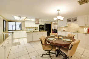 Relaxing Tampa Abode w/ Screened Lanai & Pool - Innenbereich