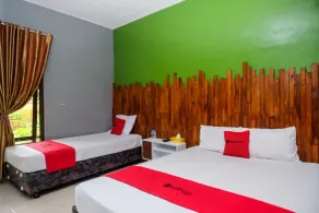 RedDoorz Syariah @ Colomadu 2 - Chambre