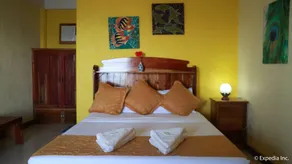 Camiguin Island Golden Sunset Beach Club - Chambre