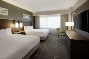 Embassy Suites by Hilton Atlanta Perimeter Center - Chambre