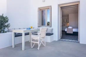 Milia Gi Suites - Vue de la chambre