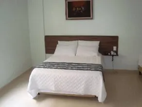 Senador Plaza Hotel - Chambre