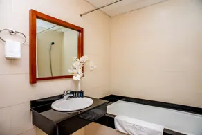 Lancaster Ho Chi Minh - Bathroom