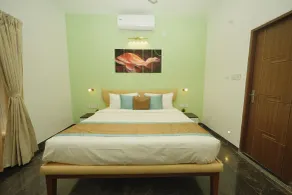 Bay Breeze Suites - Room