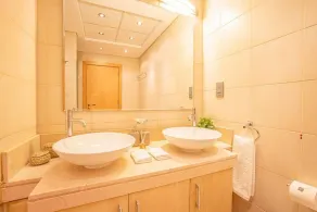 Palm Jumeirah 2 Br M - Full Sea And Beach View - Bathroom