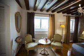 Oriente Palace Apartments - Ausblick vom Zimmer