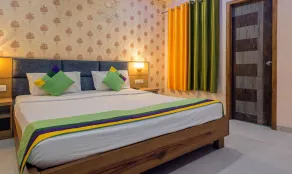 Treebo Shakuntalam, Near Lucknow Airport - Room