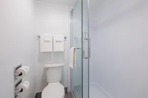 Oakfield Hotel & Suites Rochester, an Ascend Collection Hotel - Salle de bain
