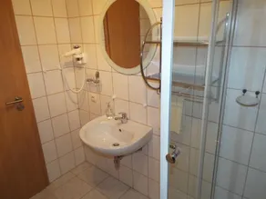 Hotel garni Zum Reinhardswald - Værelse