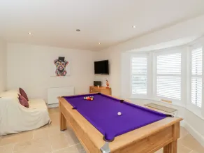 49 Ulwell Road - Rom