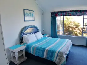 Southern Comfort - On the Pool - Room
