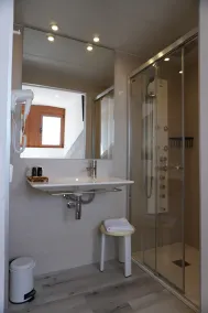 Hotel Apartamentos Domenc Aren - Baño