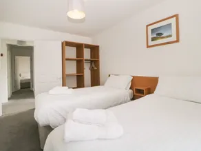 Harcombe House Bungalow 5 - Rum