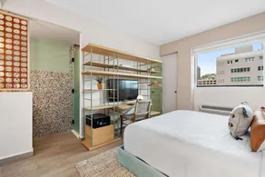 HiBird- Apartment and Suites Hotel - Room